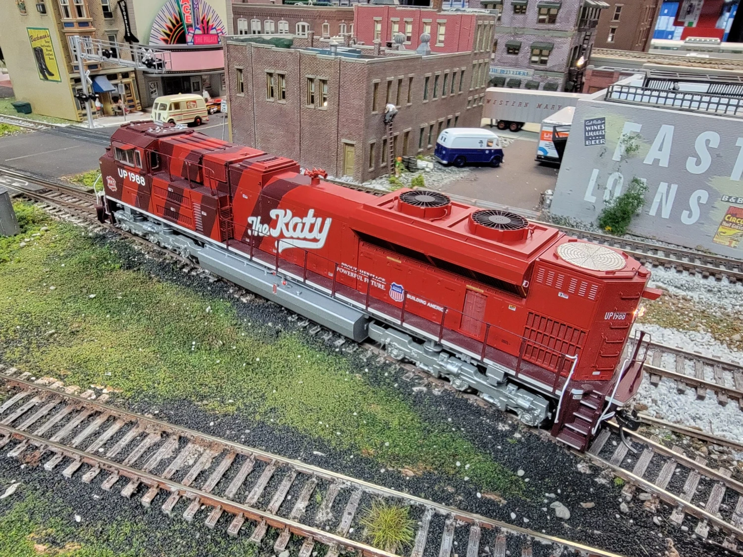 Athearn Genesis G68537 HO Scale SD70ACe Union Pacific UP/MKT Heritage 1988 DCC - USED 5 Athearn Genesis G68537 HO Scale SD70ACe Union Pacific UP/MKT Heritage 1988 DCC - USED - Image 3