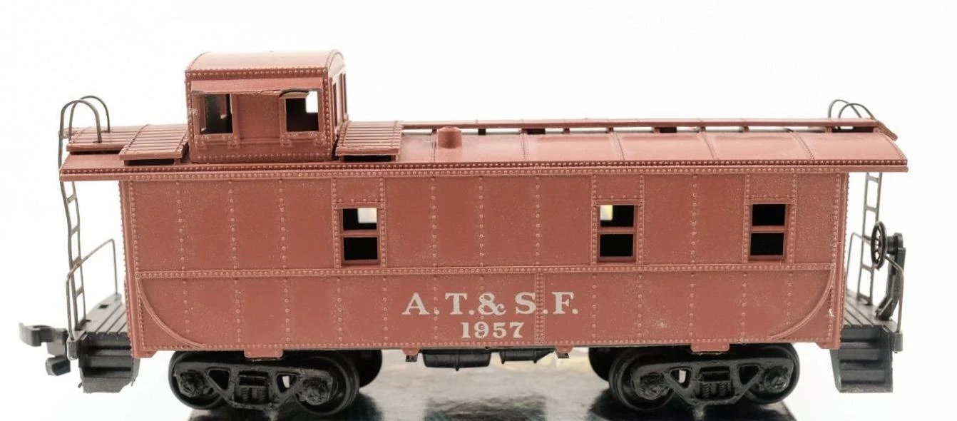 Athearn 1250 HO Scale Cupola Caboose (Blue Box Kit) Santa Fe ATSF 1643 - NOS 3 Athearn 1250 HO Scale Cupola Caboose (Blue Box Kit) Santa Fe ATSF 1643 - NOS